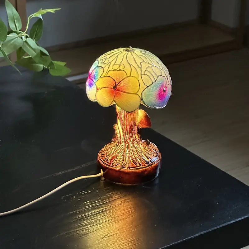 Bramble | Boho Floral Mushroom Lamp