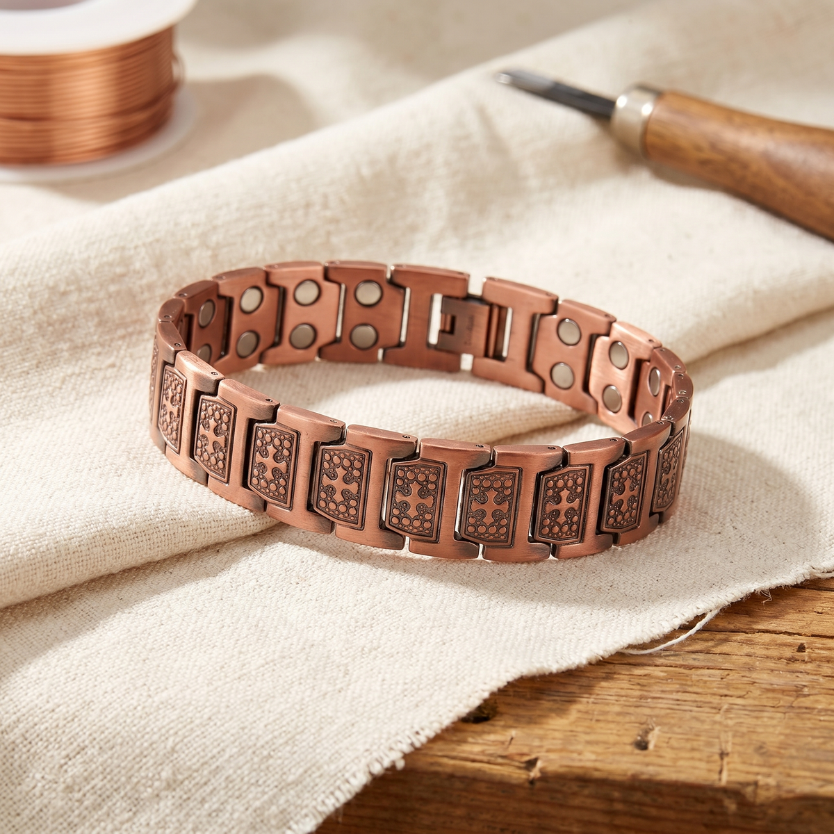 Clara Whitfield's Gale Men's Copper Bracelet